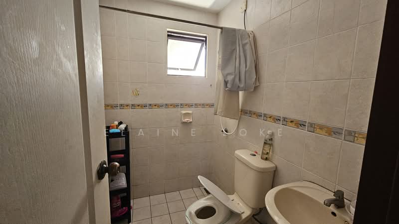 Condominium for Sale at Pelangi Utama - Elaine Loke - Bathroom - PropertyGuru.com.my