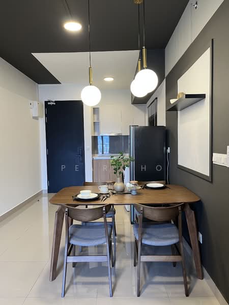 Servis Apartment untuk Disewa di M Luna - Pearl Ho - Dining Room - PropertyGuru.com.my