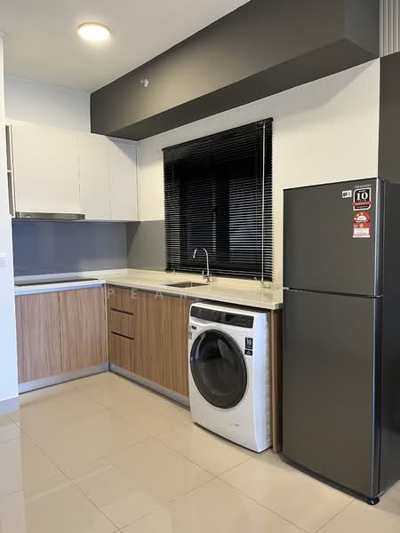 Servis Apartment untuk Disewa di M Luna - Pearl Ho - Kitchen - PropertyGuru.com.my