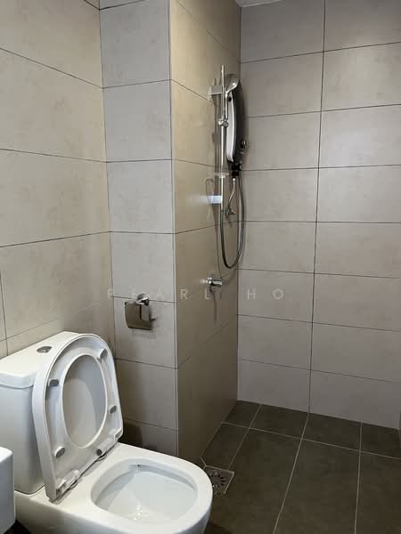 Servis Apartment untuk Disewa di M Luna - Pearl Ho - Bathroom - PropertyGuru.com.my