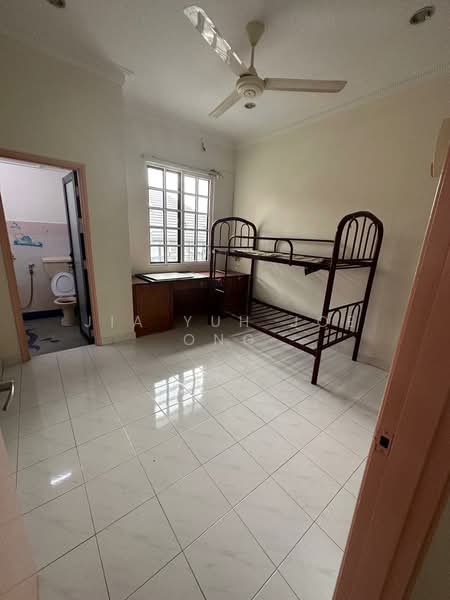 Rumah Teres 2 Tingkat untuk Disewa di Usj 9 (Subang Jaya) - JIA YUH JOE ONG - Bedroom - PropertyGuru.com.my