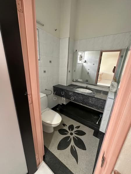 Rumah Teres 2 Tingkat untuk Disewa di Usj 9 (Subang Jaya) - JIA YUH JOE ONG - Bathroom - PropertyGuru.com.my