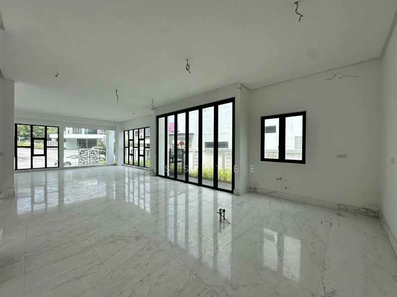 Bungalow for Sale in Shah Alam (Selangor) - Jess Tee - Living Room - PropertyGuru.com.my