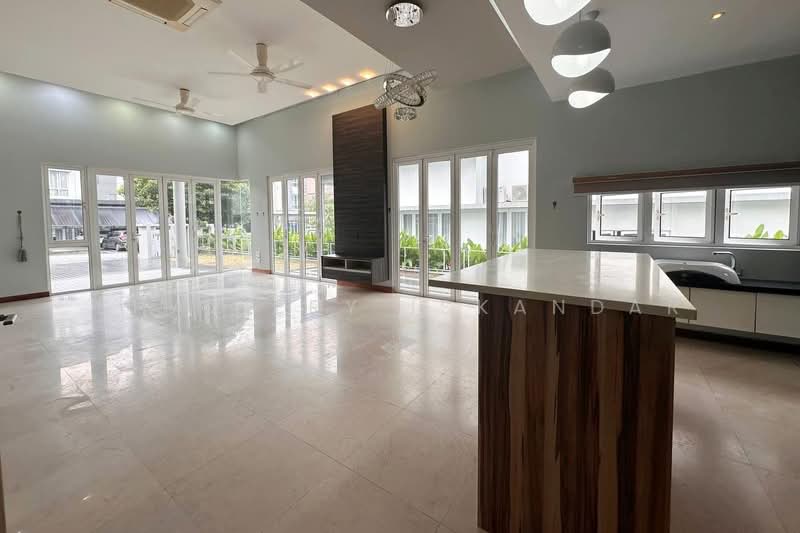 Cluster House for Sale in Ampang Jaya (Ampang) - Shaziery Iskandar - Living Room - PropertyGuru.com.my