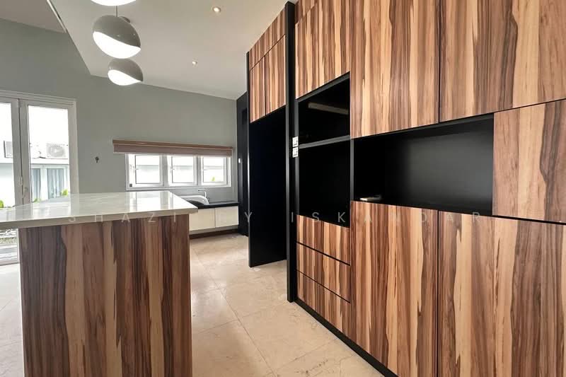Cluster House for Sale in Ampang Jaya (Ampang) - Shaziery Iskandar - Kitchen - PropertyGuru.com.my