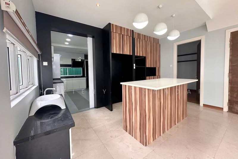 Cluster House for Sale in Ampang Jaya (Ampang) - Shaziery Iskandar - Kitchen - PropertyGuru.com.my