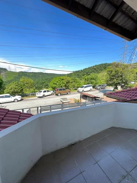2-storey Terraced House for Sale in Taman Salak Perdana (Dengkil) - Izzati Mat - Balcony - PropertyGuru.com.my