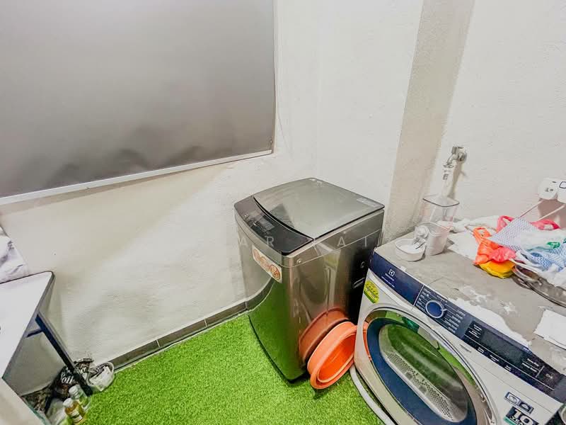 Service Residence for Sale at SkyLake Residence - Amzar Faiz - PropertyGuru.com.my