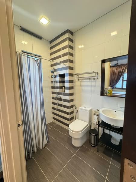 Semi-Detached House for Sale in East Ledang (Iskandar Puteri (Nusajaya)) - Jeff Lee - Bathroom - PropertyGuru.com.my