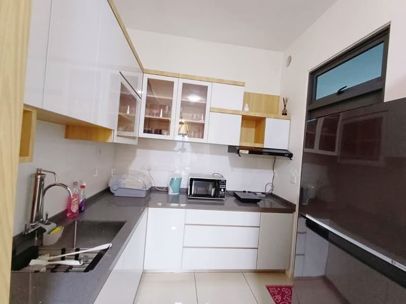 Kondominium untuk Disewa di Queens Residences Q2 @ Queens Waterfront - JeehJeeh Kaw - PropertyGuru.com.my