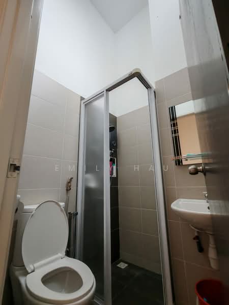 2-storey Terraced House for Sale in Mutiara Rini (Skudai) - Emily Hau - Bathroom - PropertyGuru.com.my