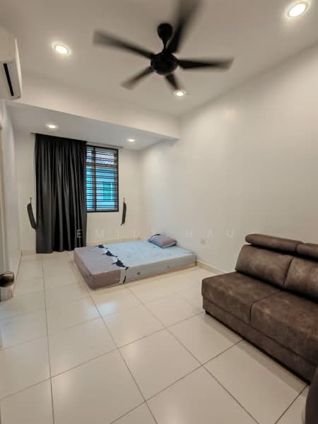 2-storey Terraced House for Sale in Mutiara Rini (Skudai) - Emily Hau - Bedroom - PropertyGuru.com.my