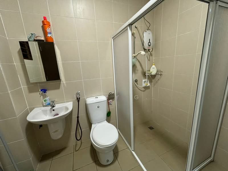 Terraced House for Rent in Rawang (Selangor) - Vicky G. - Bathroom - PropertyGuru.com.my