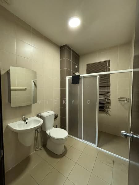 Terraced House for Rent in Rawang (Selangor) - Vicky G. - Bathroom - PropertyGuru.com.my