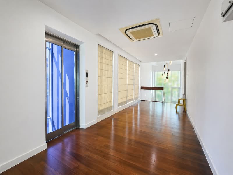 Corridor