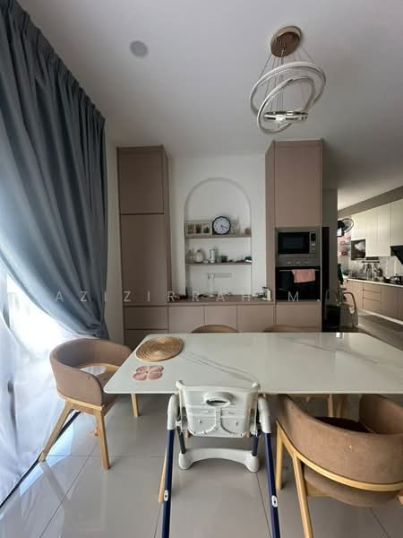 Rumah Teres 2 Tingkat untuk Disewa di Cyberjaya (Selangor) - Azizirrahim . - Dining Room - PropertyGuru.com.my