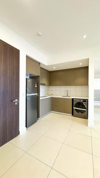 Service Residence for Rent at Maya Ara Residences - Pearl Ho - Kitchen - PropertyGuru.com.my