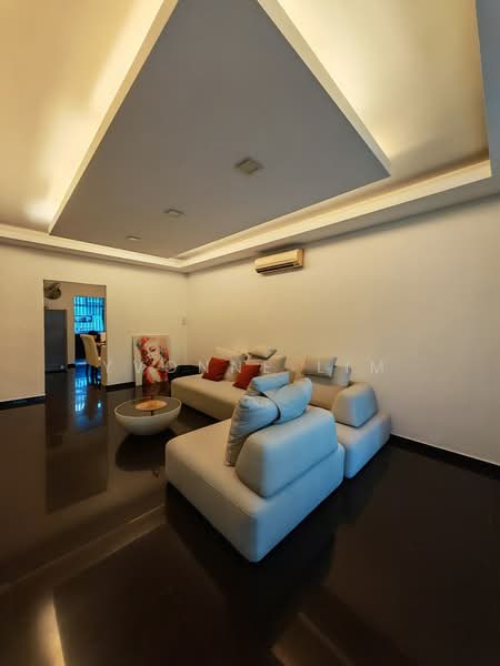 2-storey Terraced House for Sale in Taman Bestari Indah (Ulu Tiram) - Yvonne Lim - Living Room - PropertyGuru.com.my