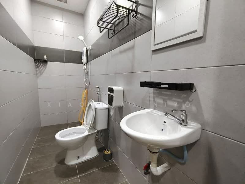 1-storey Terraced House for Rent in Kluang (Johor) - Xiao Tian Niyo - Bathroom - PropertyGuru.com.my