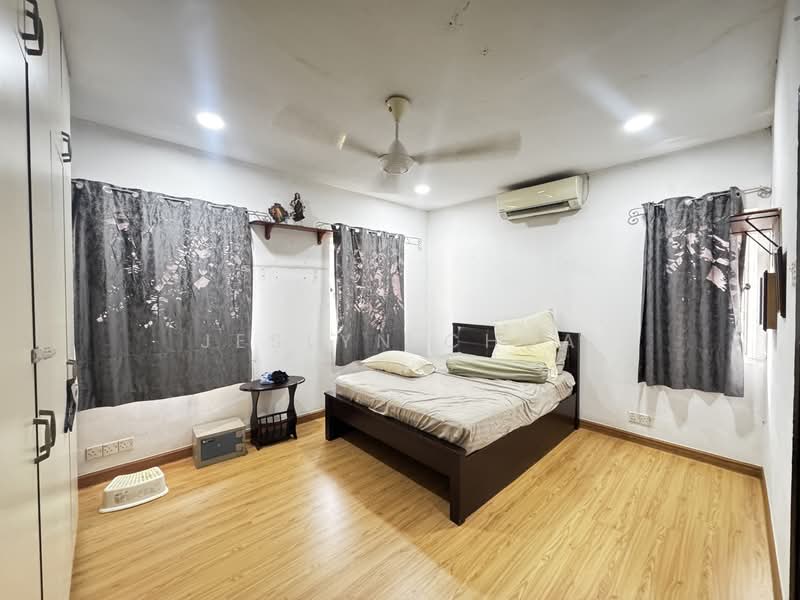 Rumah Banglo untuk Dijual di Usj 2 (Subang Jaya) - Jeslyn Chua - Bedroom - PropertyGuru.com.my