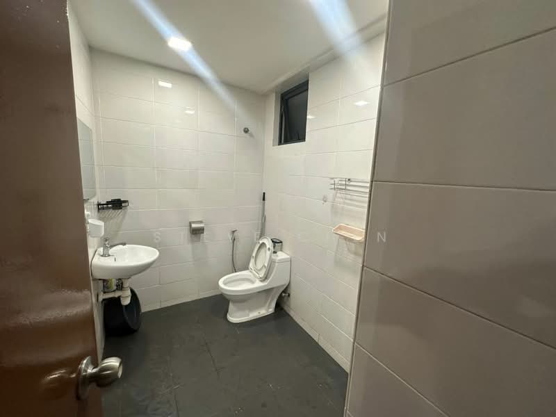 Servis Apartment untuk Disewa di Service Residence @ Landmark Residence 2 - Steve Chen - Bathroom - PropertyGuru.com.my