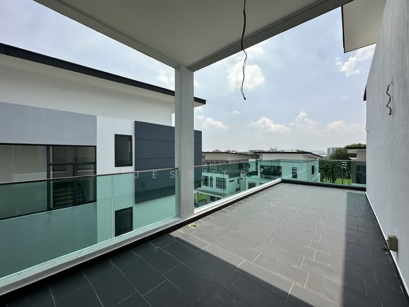 Rumah Banglo untuk Dijual di Shah Alam (Selangor) - Jess Tee - Balcony - PropertyGuru.com.my