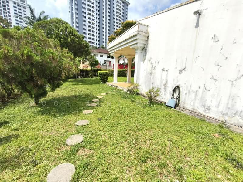 Bungalow for Sale in Seksyen 16 (Petaling Jaya) - Noor Aini Bt Ayob - Exterior - PropertyGuru.com.my