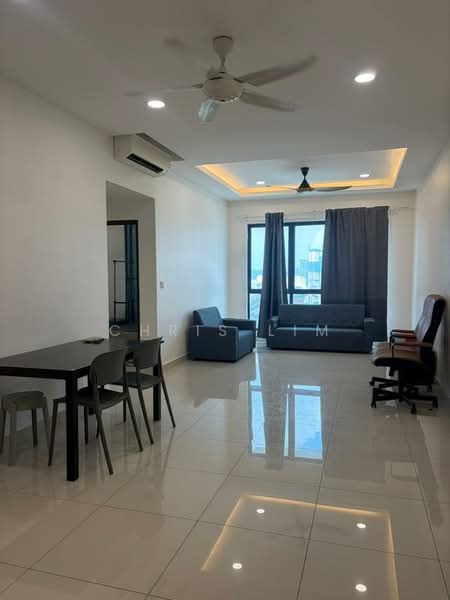 Servis Apartment untuk Disewa di 8 Kinrara - Chris Lim - Living Room - PropertyGuru.com.my