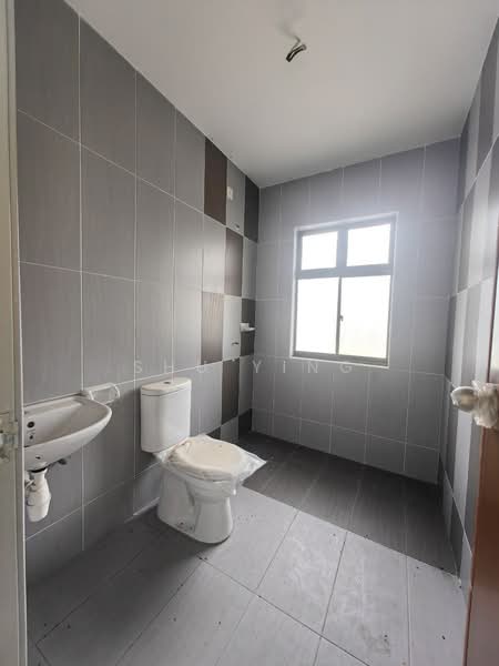 2-storey Terraced House for Sale in Taman Bestari Indah (Ulu Tiram) - Shu Ying - Bathroom - PropertyGuru.com.my
