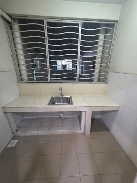 Condominium for Sale at Seri Puteri - KINKI CHAN - Kitchen - PropertyGuru.com.my