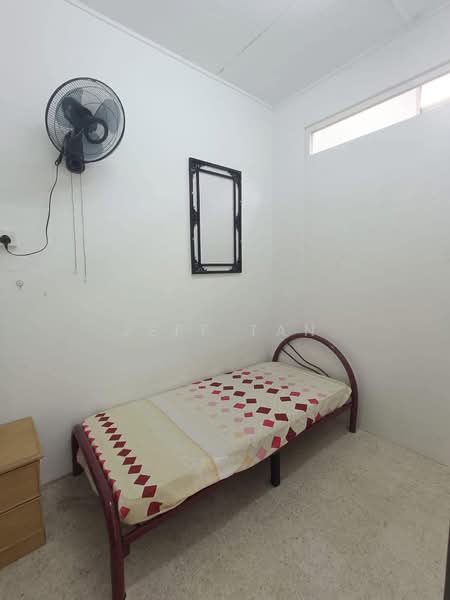 1-storey Terraced House for Rent in Taman Canning (Ipoh) - Jeff Tan - Bedroom - PropertyGuru.com.my