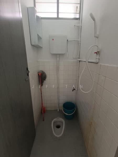 1-storey Terraced House for Rent in Taman Canning (Ipoh) - Jeff Tan - Bathroom - PropertyGuru.com.my