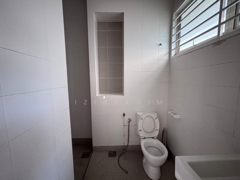 2-storey Terraced House for Rent in Presint 11 (Putrajaya) - Azizirrahim . - Bathroom - PropertyGuru.com.my