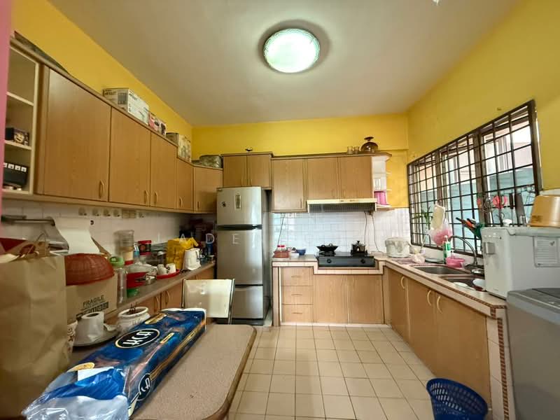 Condominium for Sale at Teratai Mewah Condominium - Jaden Chai - Kitchen - PropertyGuru.com.my