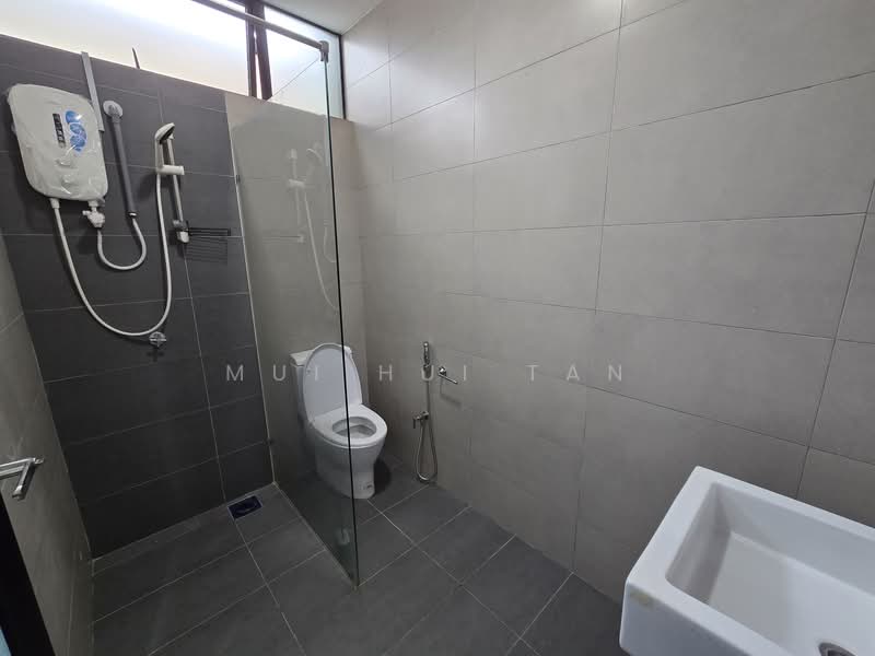 Rumah Teres 2 Tingkat untuk Dijual di Bandar Seri Alam (Masai) - Mui Hui Tan - PropertyGuru.com.my
