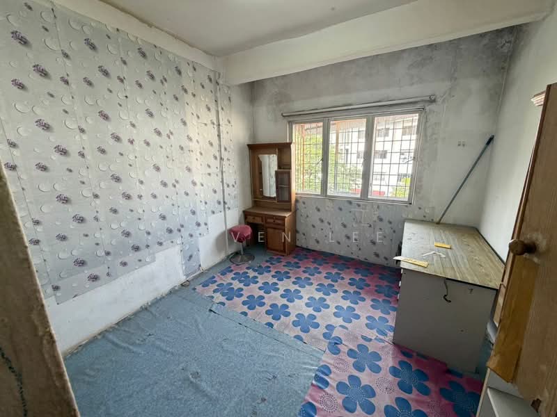 Apartment for Sale at Pangsapuri Taman Bukit Rawang Putra - Steven Lee - Bedroom - PropertyGuru.com.my