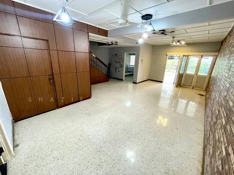 2-storey Terraced House for Sale in Ampang Jaya (Ampang) - Shaziery Iskandar - Living Room - PropertyGuru.com.my