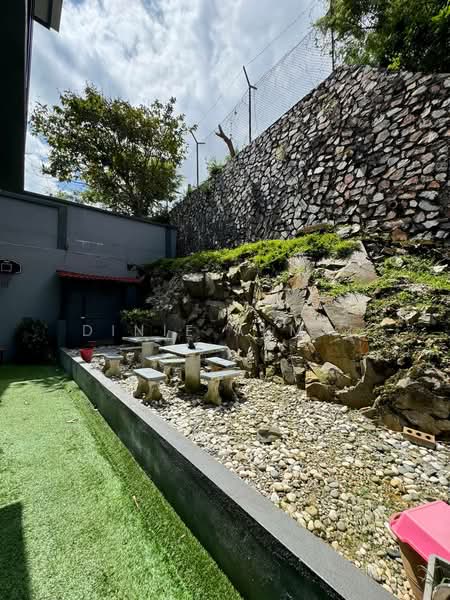 2.5-storey Terraced House for Sale in Ampang (Selangor) - Dinie Akmal - Exterior - PropertyGuru.com.my