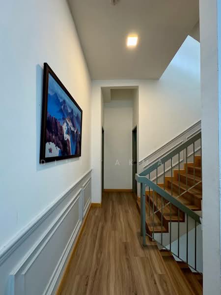 2.5-storey Terraced House for Sale in Ampang (Selangor) - Dinie Akmal - Corridor - PropertyGuru.com.my