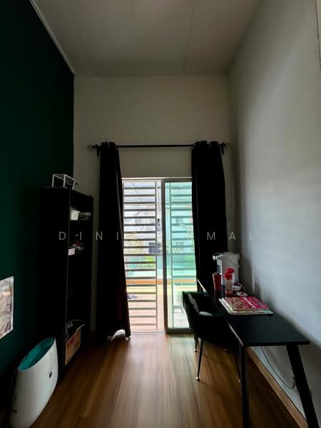 2.5-storey Terraced House for Sale in Ampang (Selangor) - Dinie Akmal - Study - PropertyGuru.com.my