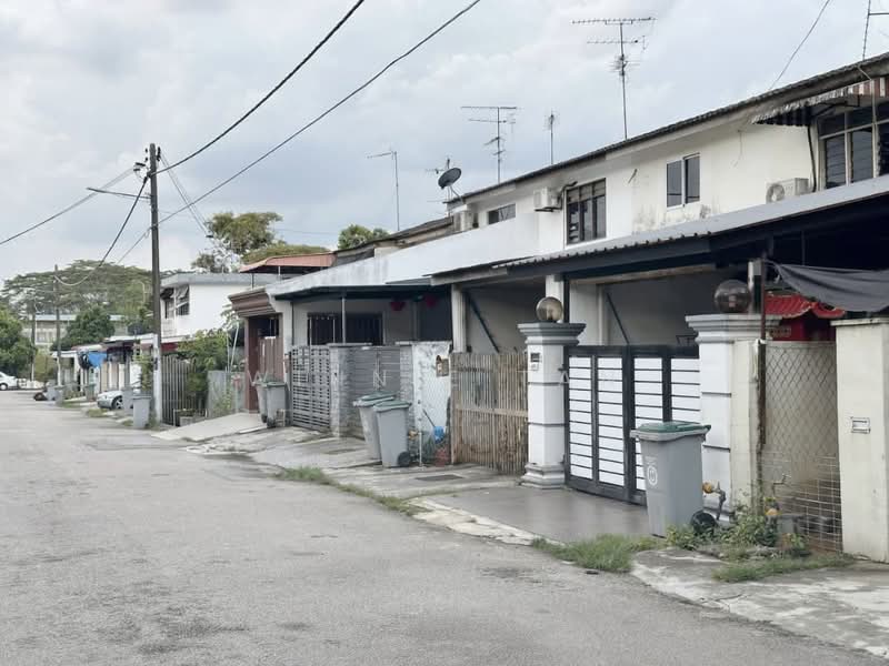 Rumah Teres 2 Tingkat untuk Disewa di Permas Jaya (Johor) - Winnie Tan - PropertyGuru.com.my