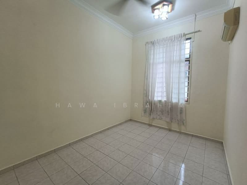 2-storey Terraced House for Sale in Nilai (Negeri Sembilan) - Hawa Ibrahim - Interior - PropertyGuru.com.my