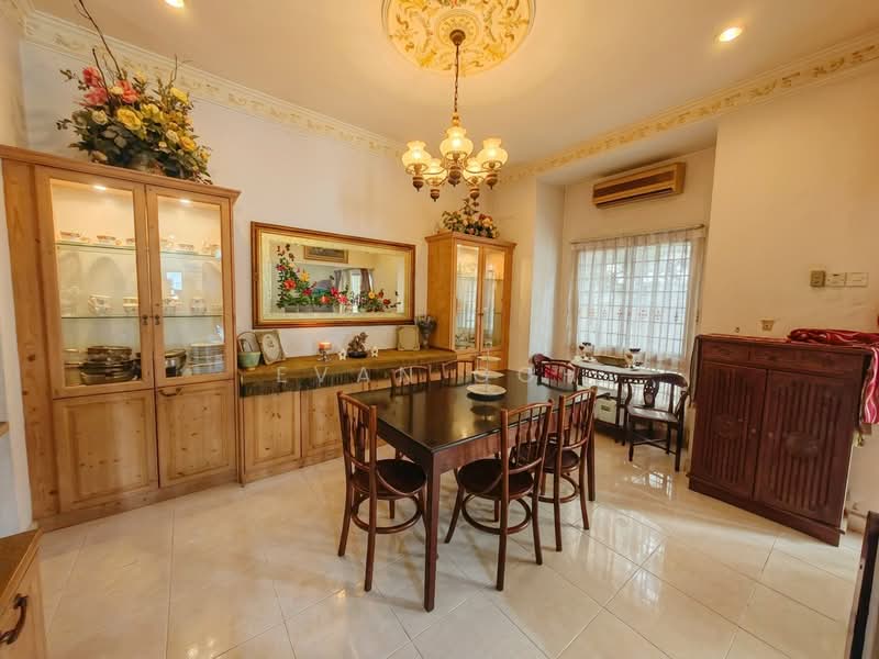 Rumah Berkembar untuk Dijual di Bandar Bukit Puchong 2 (Puchong) - Evan Goh - Dining Room - PropertyGuru.com.my