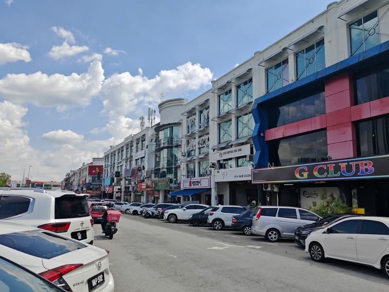 Shop for Rent in Bandar Puteri Puchong (Puchong) - Candy Soon - Exterior - PropertyGuru.com.my
