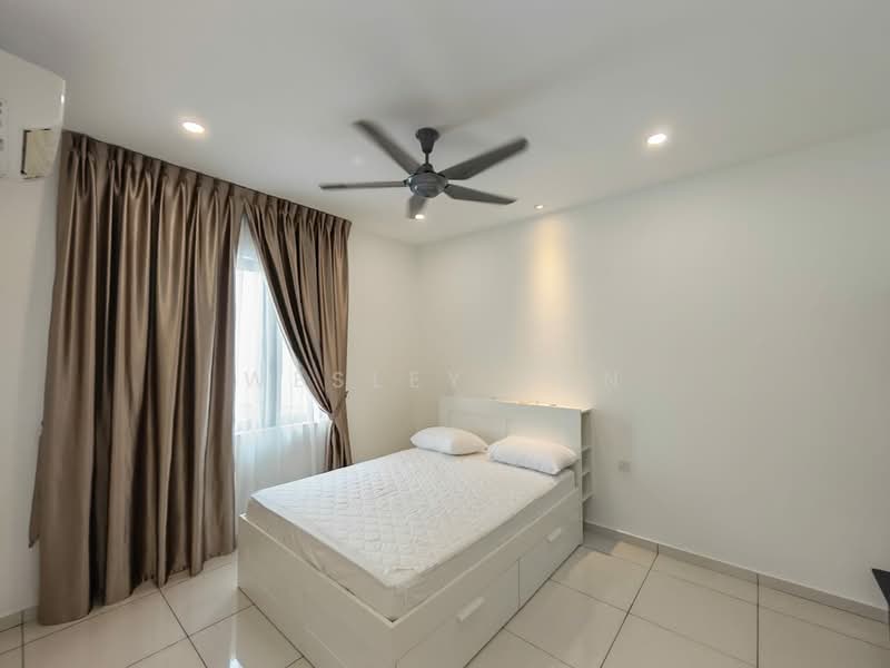 For Sale - Ujong Pasir