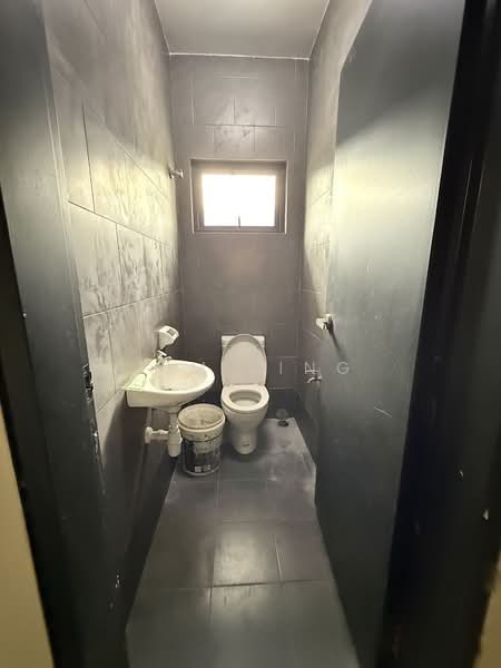 Factory for Rent in Kota Kemuning (Shah Alam) - Jim Ling - Bathroom - PropertyGuru.com.my