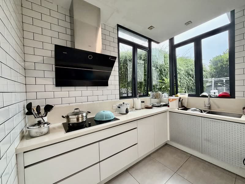 Rumah Berkembar untuk Dijual di Bukit Gasing (Petaling Jaya) - Bernisa Bon - Kitchen - PropertyGuru.com.my
