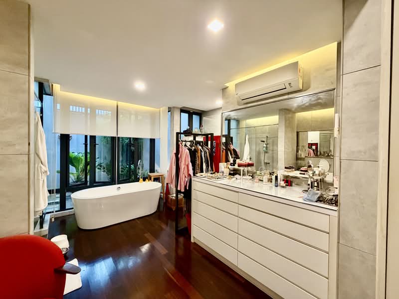 Rumah Berkembar untuk Dijual di Bukit Gasing (Petaling Jaya) - Bernisa Bon - Bathroom - PropertyGuru.com.my