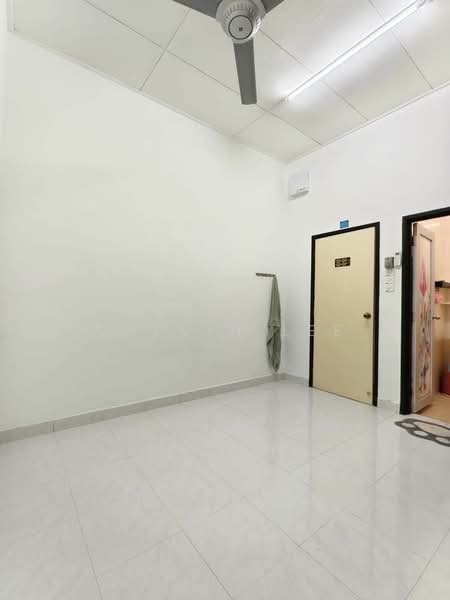 1-storey Terraced House for Sale in Taman Seri Austin (Tebrau) - Calvin Lee - PropertyGuru.com.my