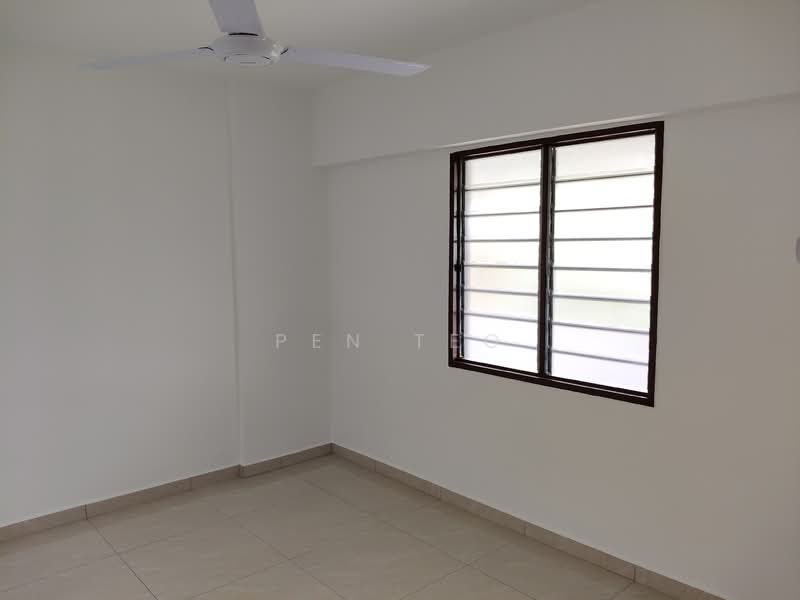 Pangsapuri untuk Disewa di Desa Indah Block 33 - Pen Teo - PropertyGuru.com.my